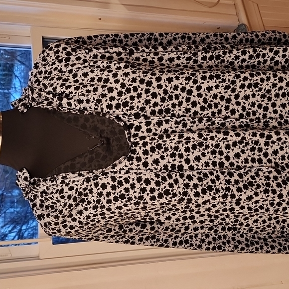 H&M women's long sleeve blouse size 10 - Picture 2 of 7